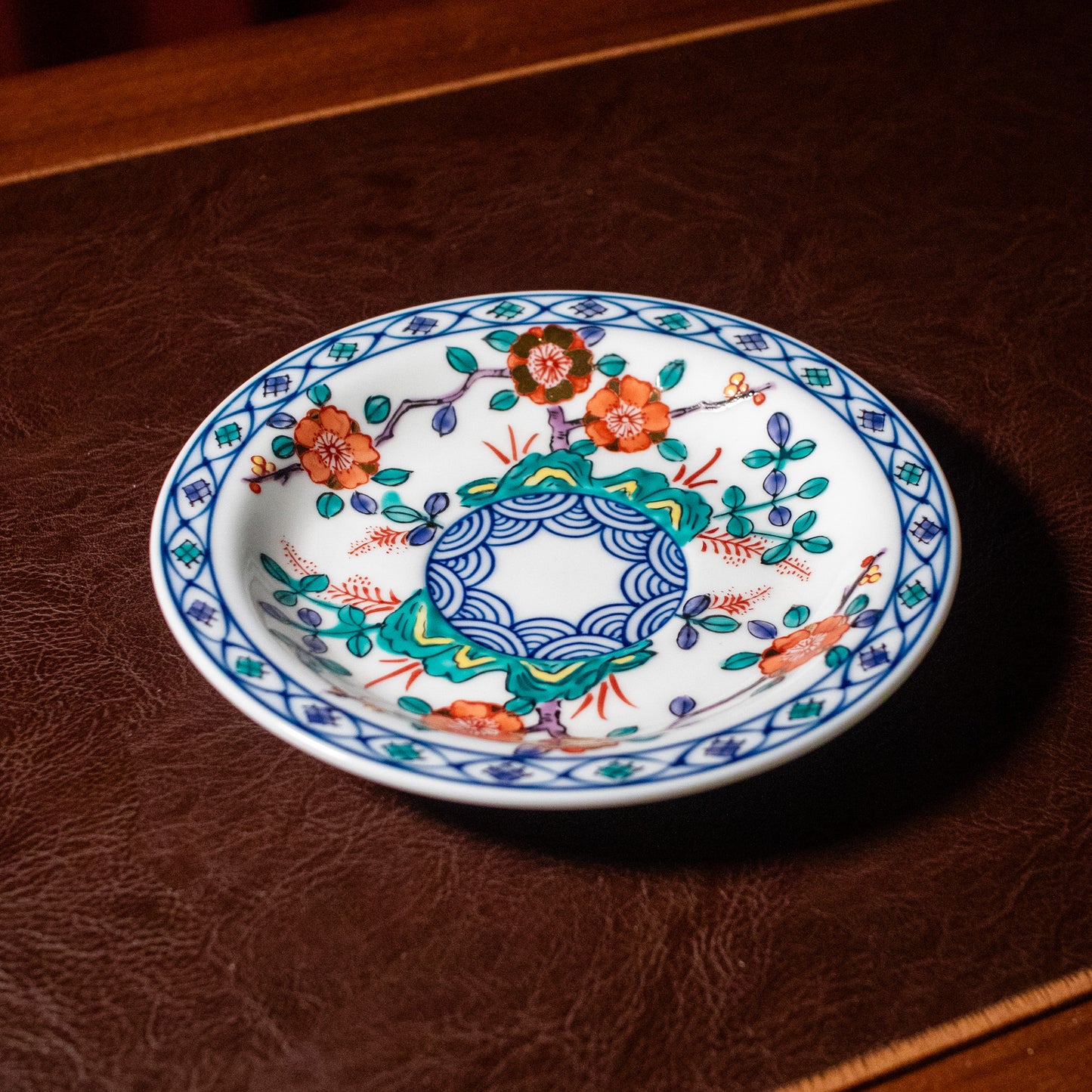Plum flower tea cup and saucer (Hosen Kiln, Arita-ware)